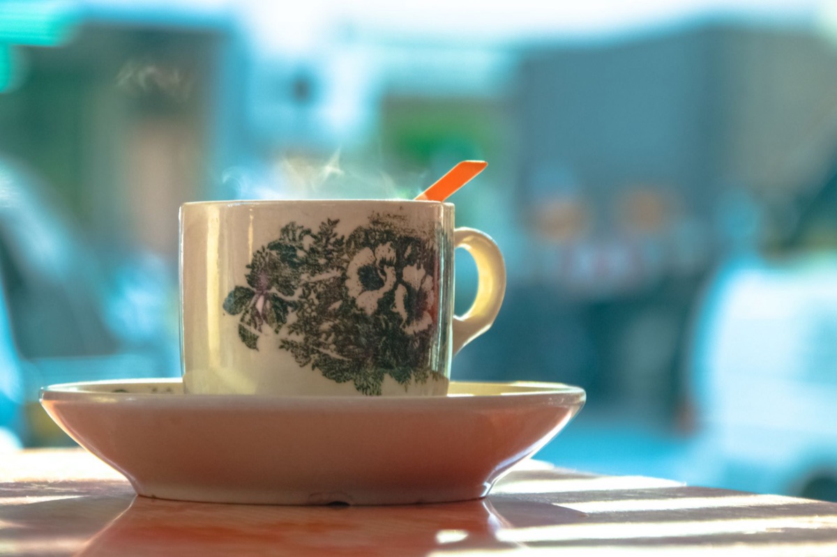 un caffè con nebbia