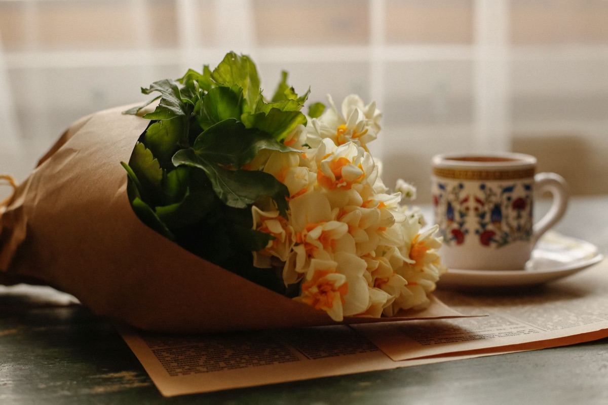 Historic coffee cup with Zarf design